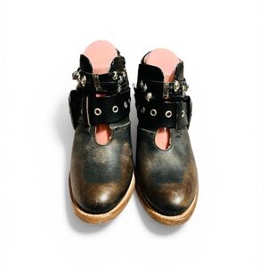 Freebird by Steven Saloon Black and Brown Woman’s Boots GUC  Size 9